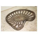 VINTAGE DEERING 18" WIDE CAST IRON SEAT