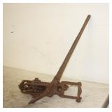 VINTAGE DILLON WIRE FENCE STRETCHER