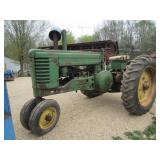 JOHN DEERE A TRACTOR