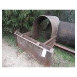 SKID STEER MOUNT TREE SCOOP