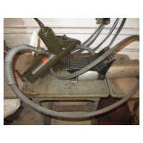 COLUMBUS JACK AIR OVER HYDRAULIC TIRE BEAD BREAKER