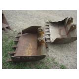 (2) 32" WIDE BACKHOE BUCKETS