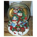 Christmas Snow Globe