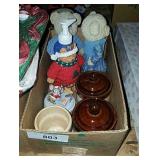 Stoneware, Bear Décor