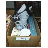 Penguin Décor, Black & White Apron, Tealight Lamp