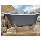 streamline freestanding tub with chrome legs 61 x