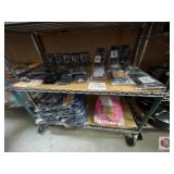 New approx. 70 pcs; assorted gloves, lunch bags,