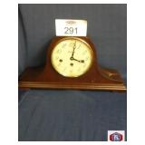 Bulova mantle clock wood frame battery operated
