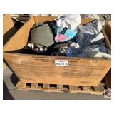94 pcs mix clothing , curtains towels and more