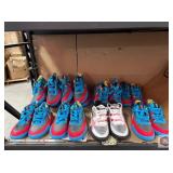 New 10 pairs; mix Nike sneakers assorted sizes