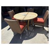 Patio set  4 chairs + wood table