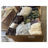 Mix approx 20 pcs; assorted throw blankets,