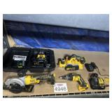 6 pcs Assorted Dewalt Tools