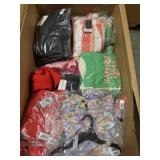 100 Pcs Assorted Clothing