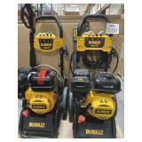 2 pcs DeWalt 3400 PSI Gasoline Pressure Washers