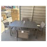 Patio set 5 pc. ( 4 chairs ) 1 table