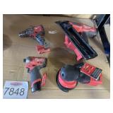 4 pcs Milwaukee Items