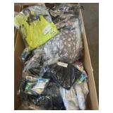 100 pcs Assorted Clothing