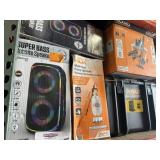 5 pcs Assorted Items: Vacuum, Speakers, and More