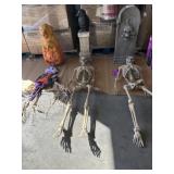 Assorted Halloween Decor