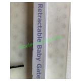 Momcozy retractable baby gate