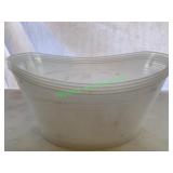 4 plastic tubs with handles