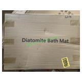 Diatomite bath mat