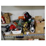 Larger group of hardware & odds & ends in group