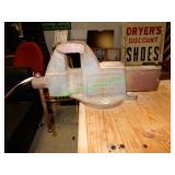 Rigid HD 50PN shop vise & wood shop table