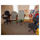 Assorted office chairs - 5 in group