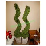 2 Spiral bush - faux plants and planters