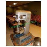 Hobart H-600T 2hp dough mixer