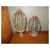 (2) Whisk attachments in group