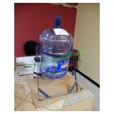 Metal water bottle tilt