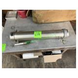 Pneumatic Paint Heater MH520 Pneumatic Paint Heater MH520