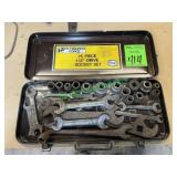 Sockets and Wrenches Sockets and Wrenches