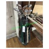 Set of Golf Clubs and Golf Bag Set of Golf Clubs and Golf Bag