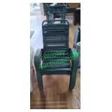 (4) Metal Frame Patio Chairs (4) Metal Frame Patio Chairs