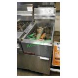 Cecilware Commercial Deep Fryer - Gas