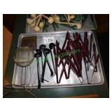 Plastic Ladles & Salad Tongs in Group