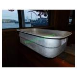 26"x16"7.5" Metal Tub