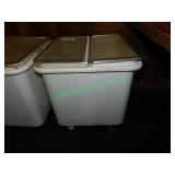 22"x22"23" Ingredient Bin