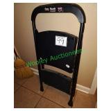 Easy Reach step ladder