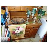 Green lamps, flower scroll & plaster grape dish