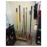 Shovels, rake, broom & other items in group