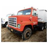 1986 International S2200 Truck Tractor