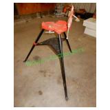 Rigid Tri Stand No. 40A