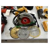 Dewalt DW358 (7 1/4") Circular Saw