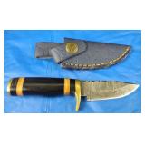 Damascus Knife w/Sheath, New