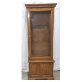 Pulaski 6 Gun Wood Cabinet
